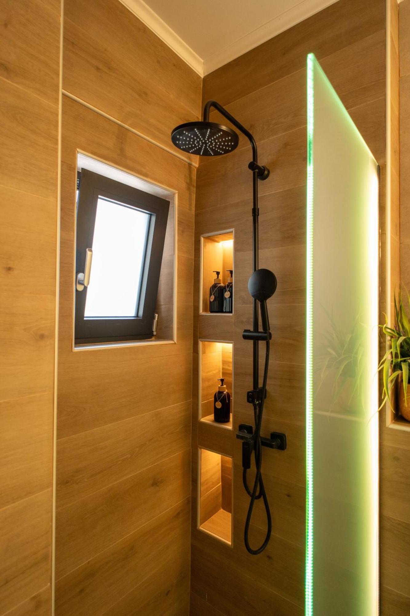 Olive-luxury In